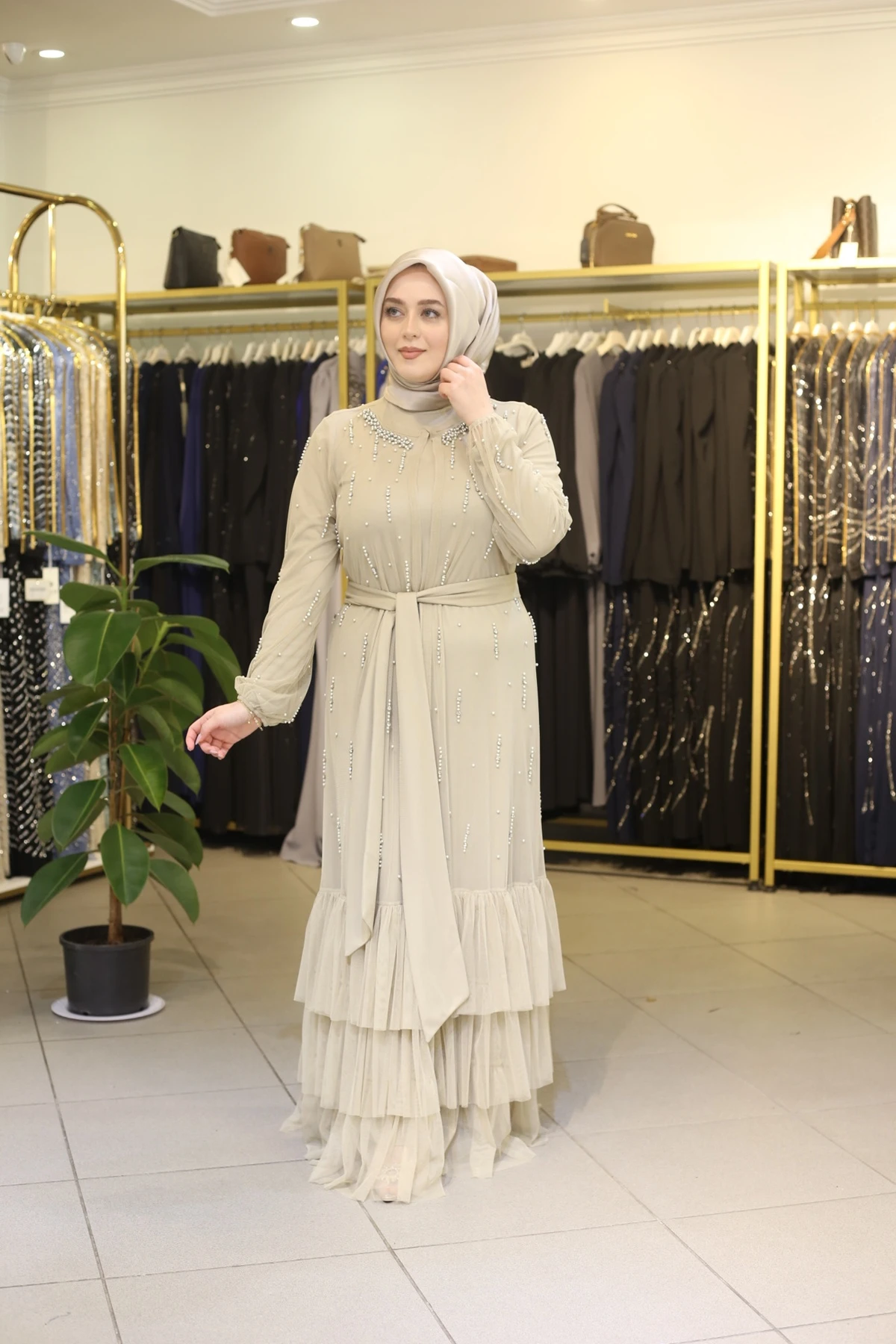 İNCİ İŞLEMELİ ABAYA TAKIM 506 KOD